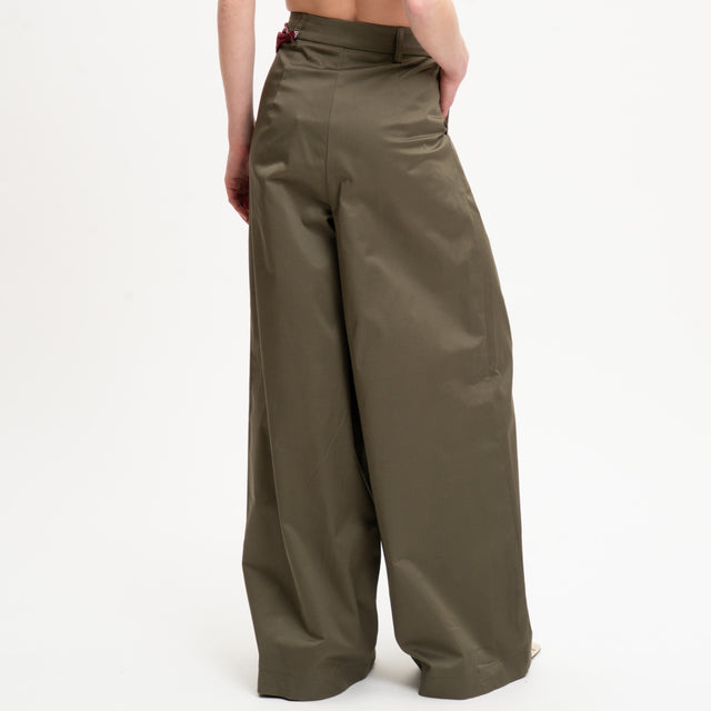 Tensione in-Pantalone wide leg con bandana - militare