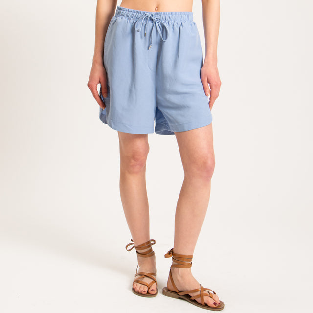 Tensione in-Shorts misto lino - celeste