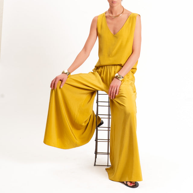 Tensione in-Top misto lyocell doppio scollo v - olive