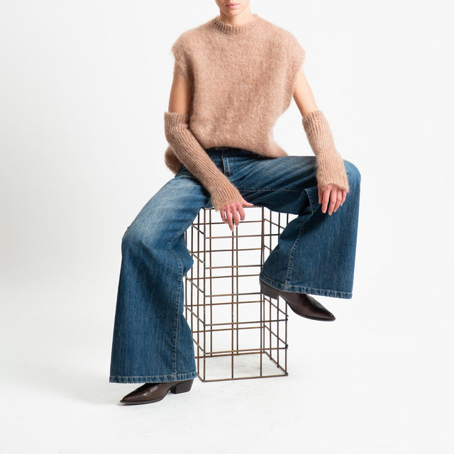 Tensione in-Maglia smanicata kid mohair soft con manicotti - camel