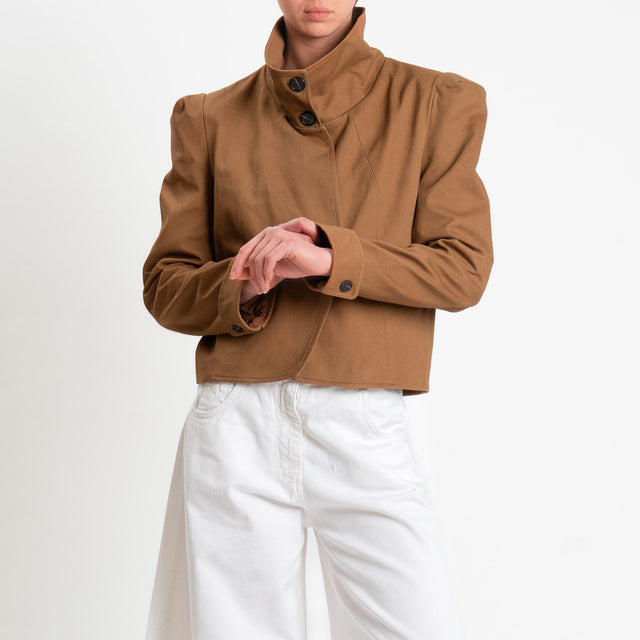 Tensione in-Giacca doppiopetto con spalline - tabacco