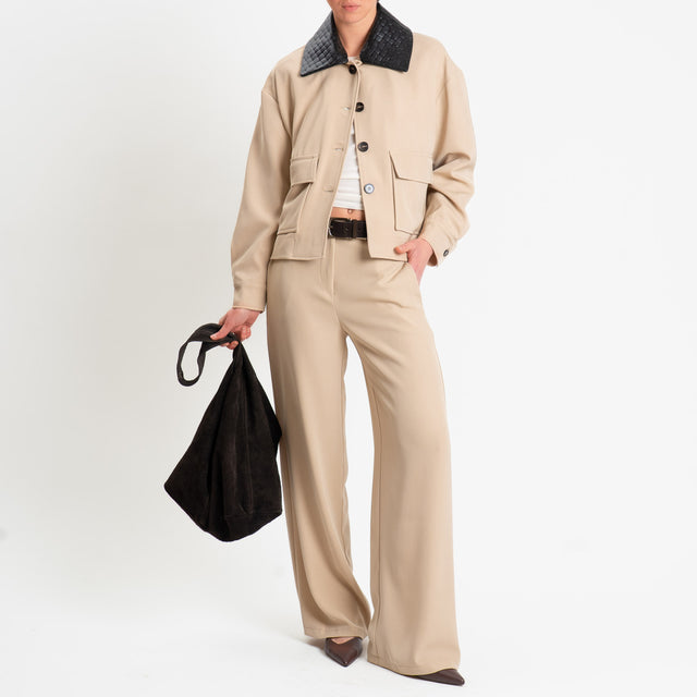 Tensione in-Giacca tessuto fluido collo removibile in similpelle - sabbia/nero