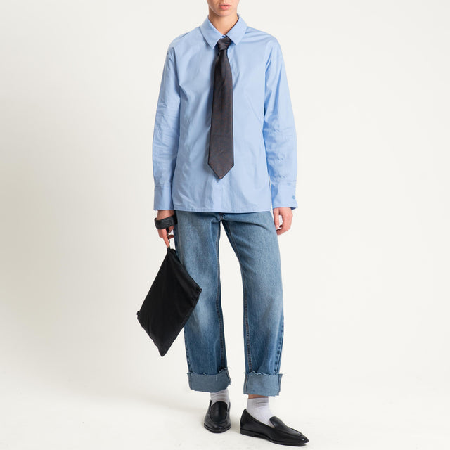 Tensione in- Camicia con cravatta - sky