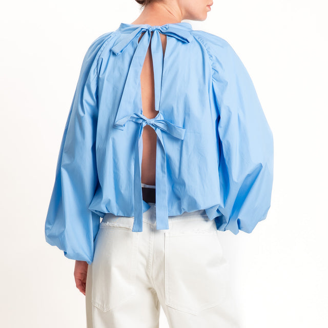 Tensione in-Blusa in cotone fiocco dietro - celeste