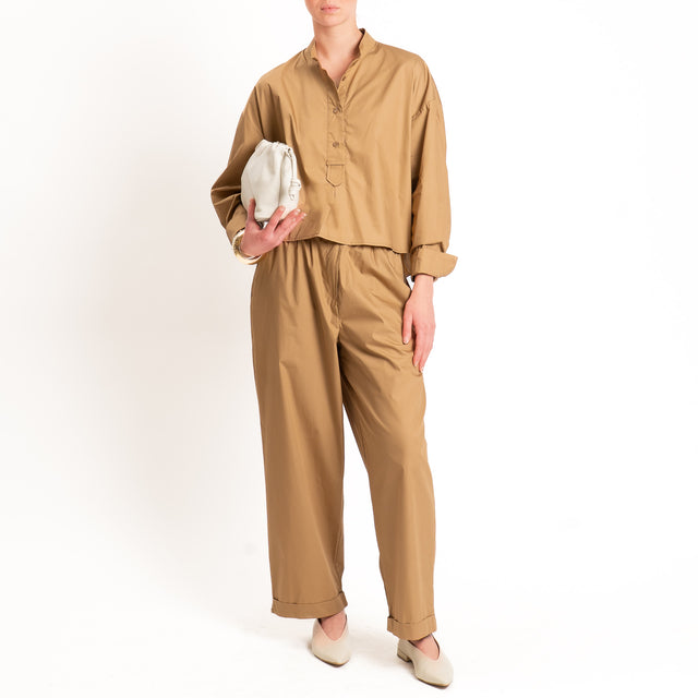 Tensione in-Camicia popeline light collo coreana - cognac