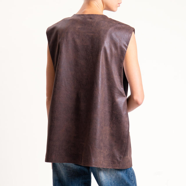 Tensione in- Gilet over similpelle invecchiata - moro