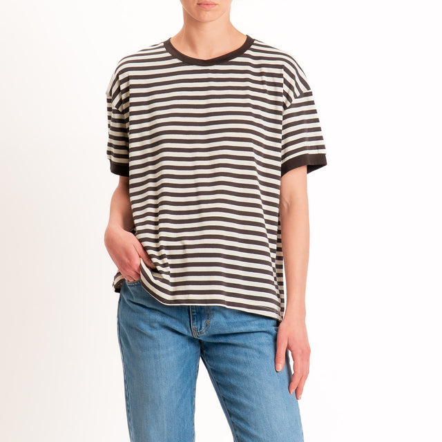Tensione in-T-shirt in jersey a righe - Moro/panna