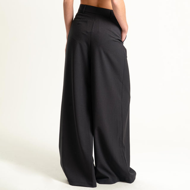 Tensione in-Pantalone wide leg con pince - nero