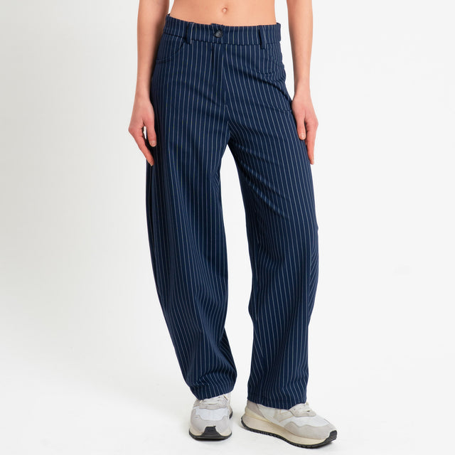 Tensione in-Pantalone gessato barrel fit - blu