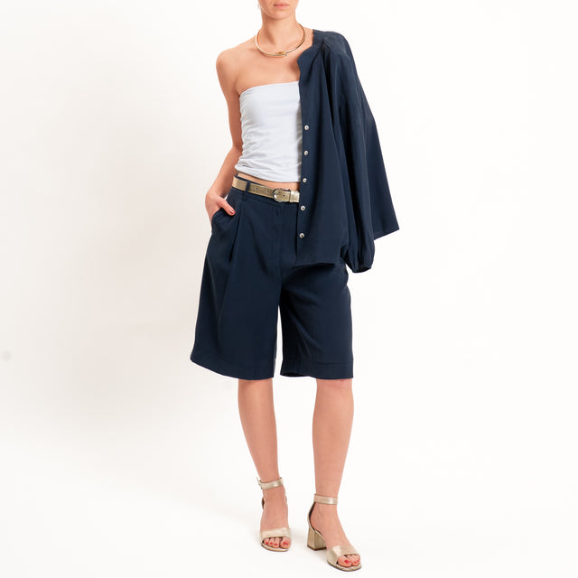 Tensione in-Bermuda con pinces tessuto cupro - blu