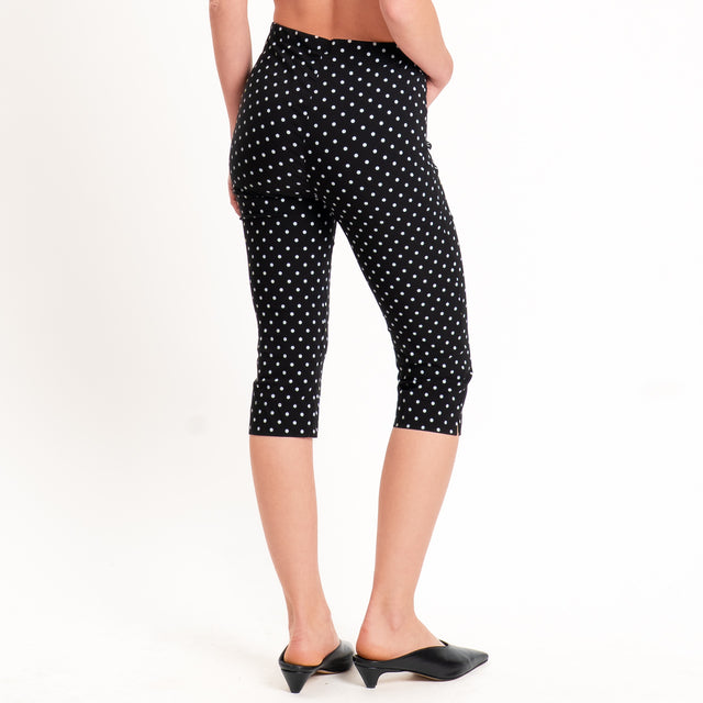 Tensione in-Pantalone capri con pois - nero