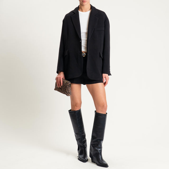 Tensione in- Shorts in crepe elasticizzato - Nero