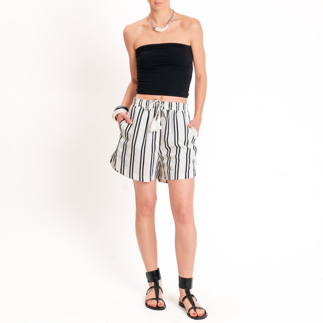 Tensione in-Shorts a righe con coulisse - burro/nero