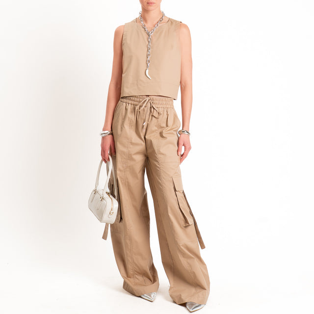 Tensione in-Gilet bottone dietro - desert