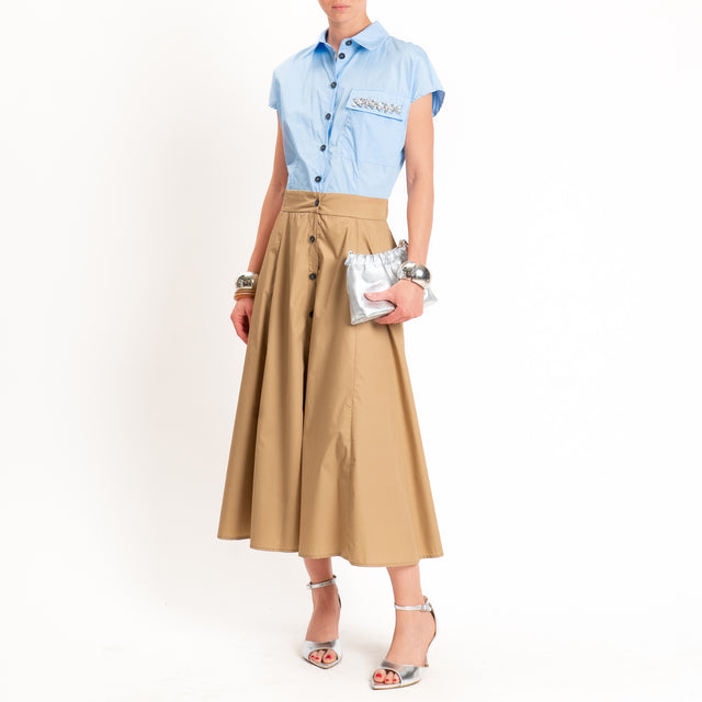 Tensione in-Chemisier bicolore con applicazione - celeste/camel
