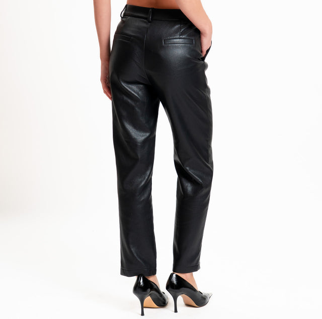 Tensione in-Pantalone similpelle tasche francesi - nero