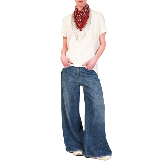 Tensione in-T-shirt con bandana dettaglio strass - bianco/bordeaux