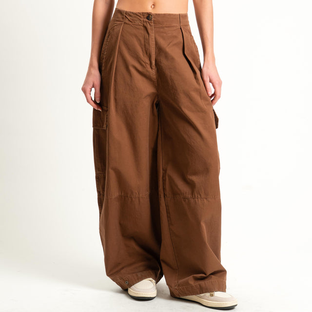 Tensione in-Pantalone cargo wide leg - moro