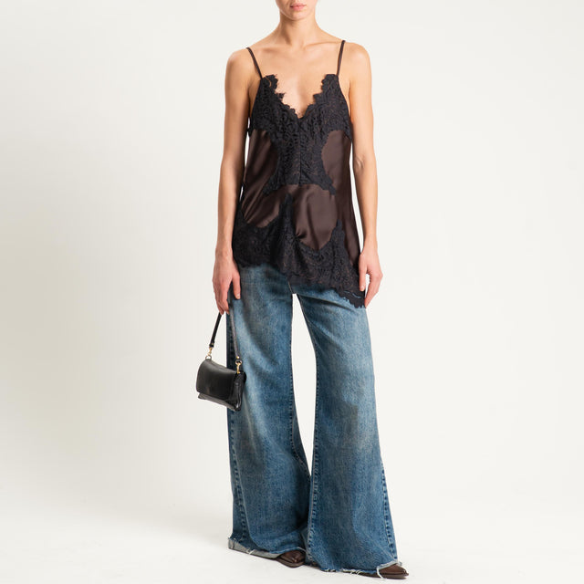 Tensione in- Top asimmetrico satin con pizzo - moro/nero