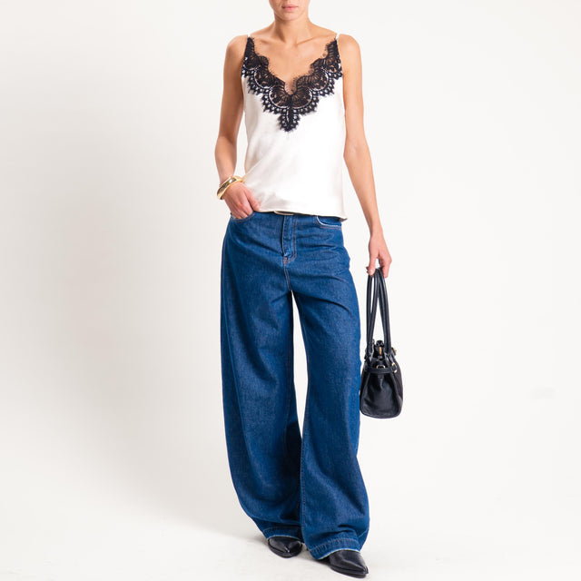 Tensione in-Top satin con pizzo - avorio