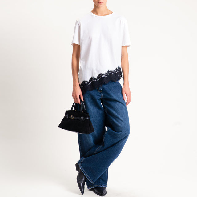 Tensione in- T-shirt asimmetrica con pizzo - panna/nero