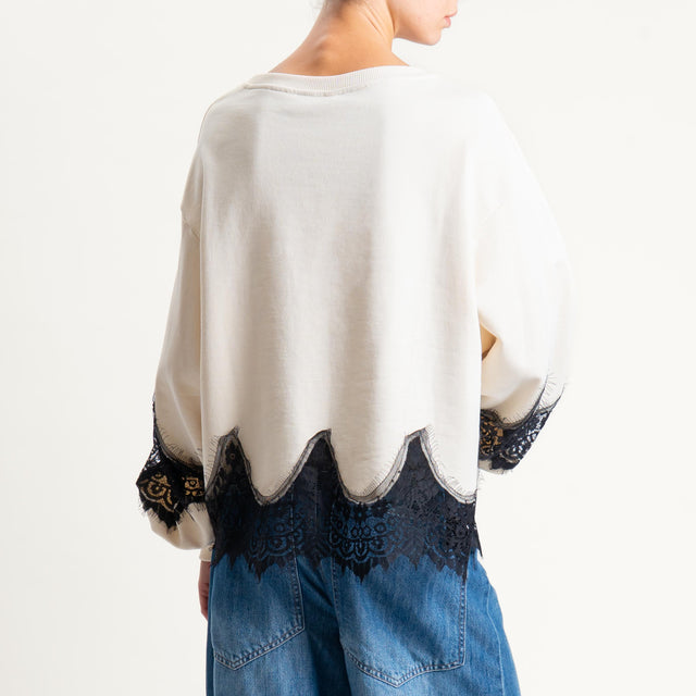Tensione in- Felpa con pizzo - crema/nero