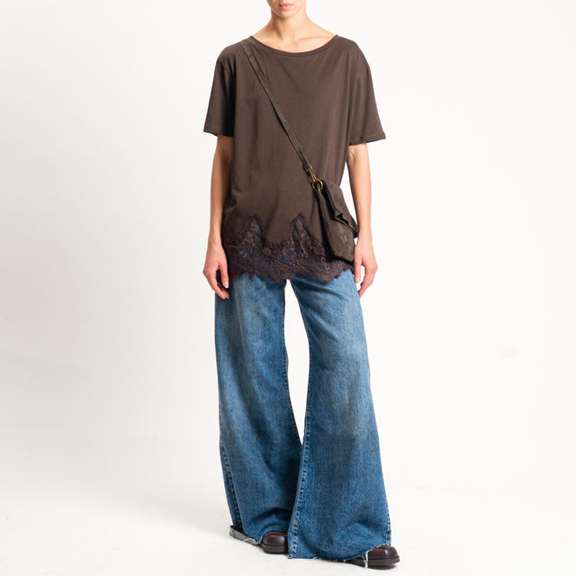 Tensione in-T-shirt scollo barca con pizzo - moro