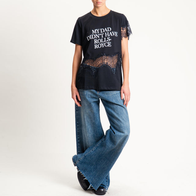 Tensione in-T-shirt con scritta + pizzo - nero