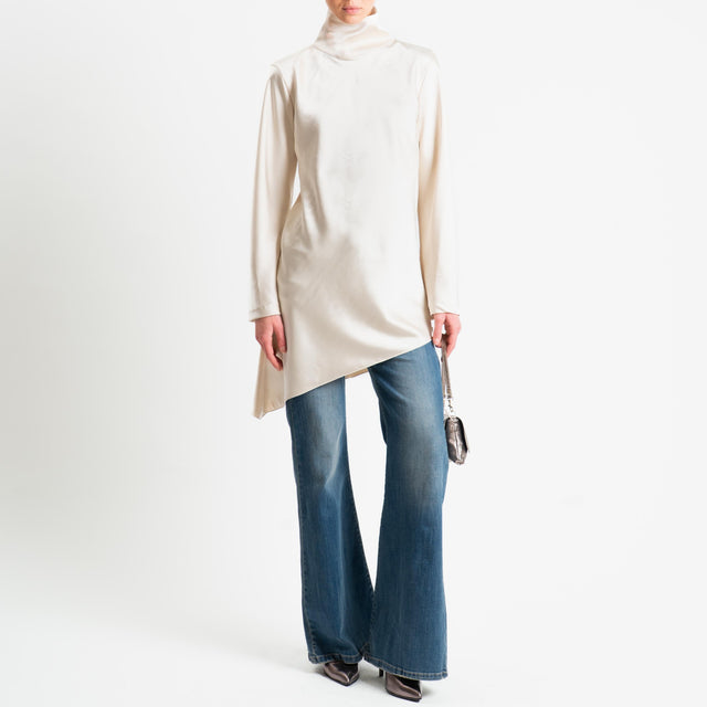Tensione in-Blusa in satin - avorio