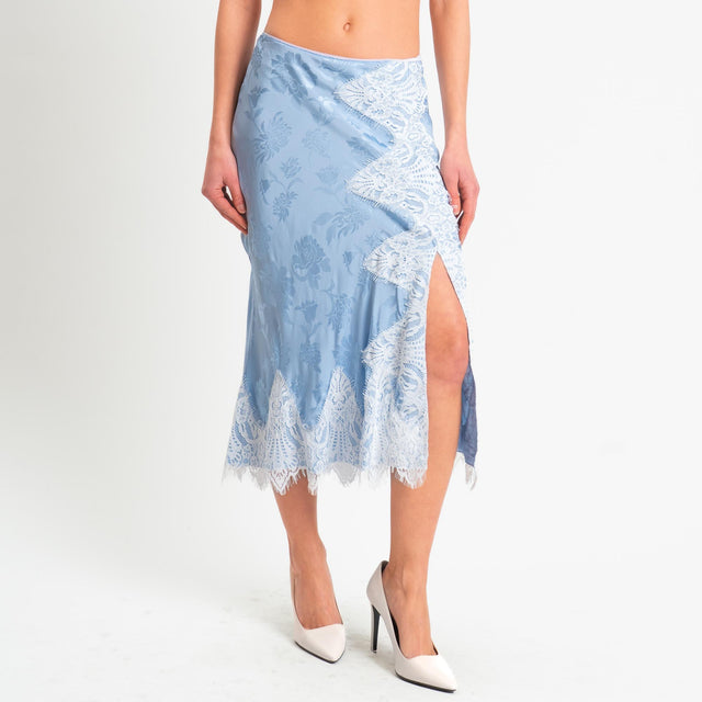 Tensione in-Gonna in tessuto damascato con pizzo - celeste/bianco