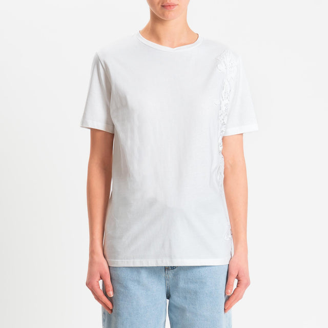 Tensione in-T-shirt mezza manica con macramè - bianco/bianco