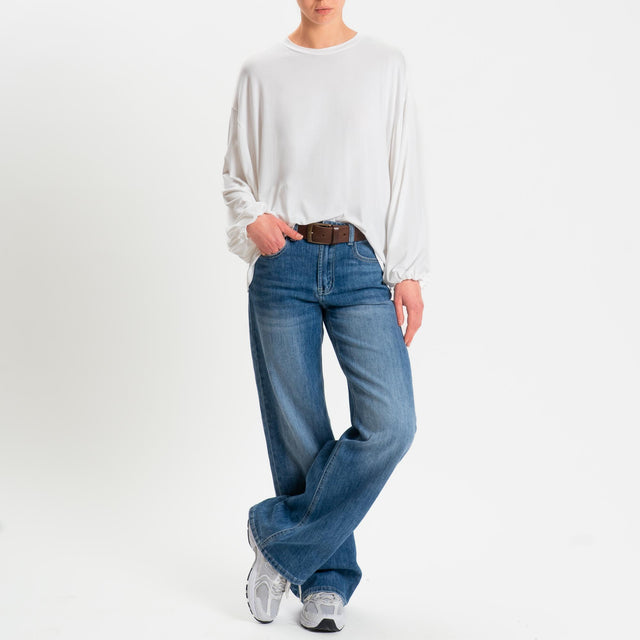 Tensione in-T-shirt in jersey di viscosa elasticizzata manica palloncino - panna