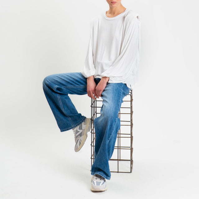 Tensione in-T-shirt in jersey di viscosa elasticizzato con spalline - panna