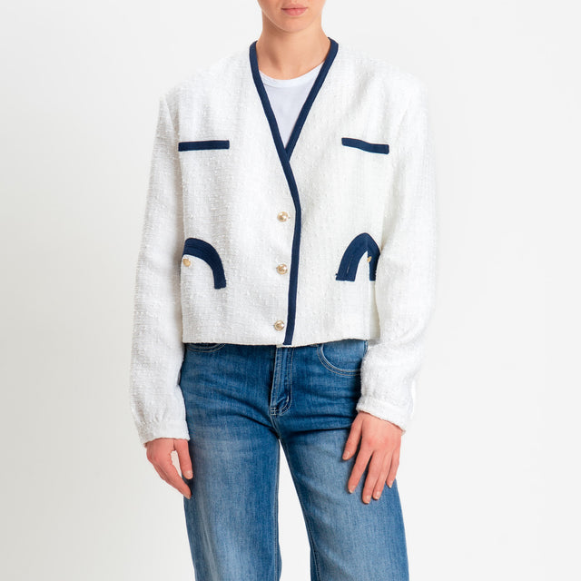 Tensione in-Giacca bouclè bottoni dorati - bianco/blu
