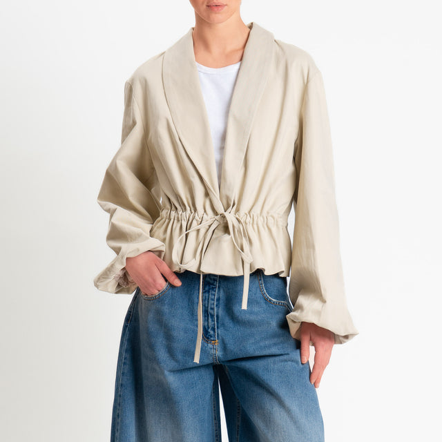 Tensione in-Giacca con coulisse manica ampia - avena