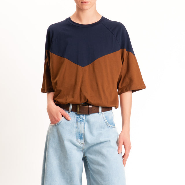 Tensione in-T-shirt bicolore elastico in vita - blu/tabacco