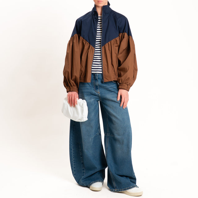 Tensione in-Bomber in cotone leggero bicolore con zip - blu/tabacco