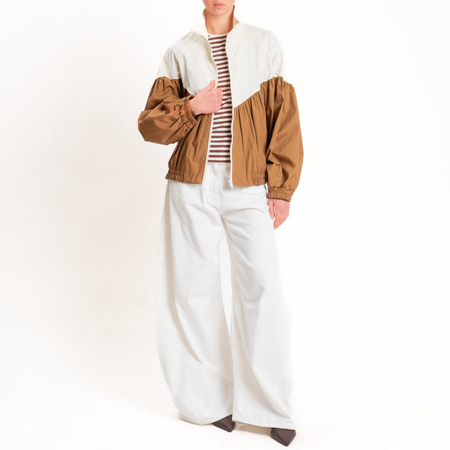 Tensione in-Bomber in cotone leggero bicolore con zip - burro/camel