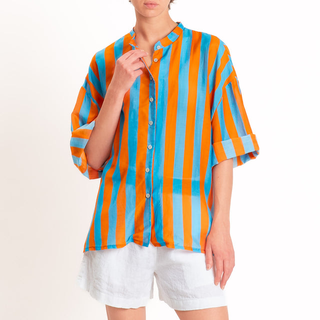 Tensione in-Camicia in mussola a righe - arancio/turchese