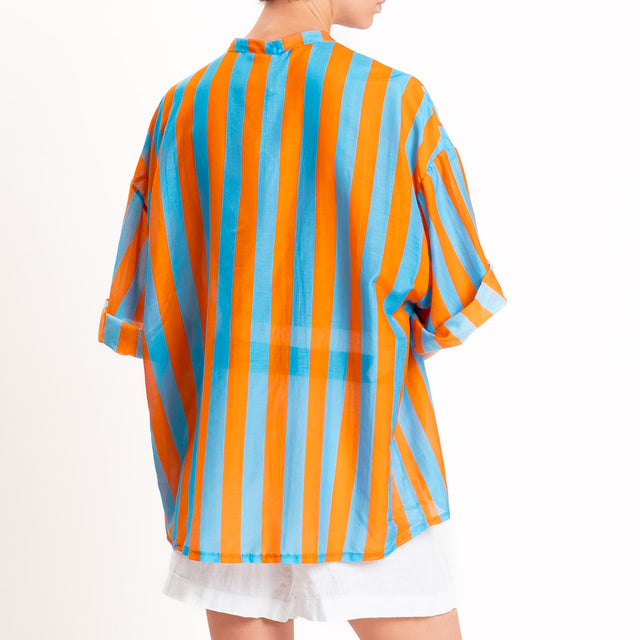 Tensione in-Camicia in mussola a righe - arancio/turchese