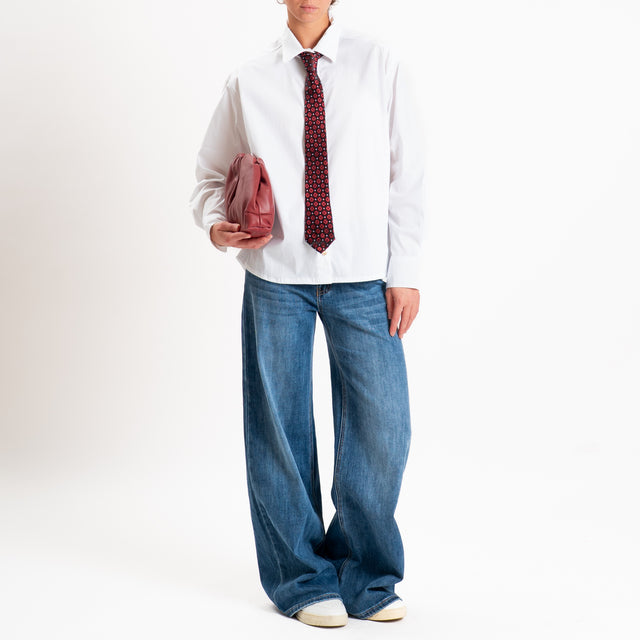 Tensione in-Camicia con cravatta fantasia - bianco/vino