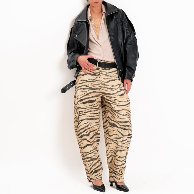 Tensione in-Pantalone cargo balloon zebrato - beige/nero