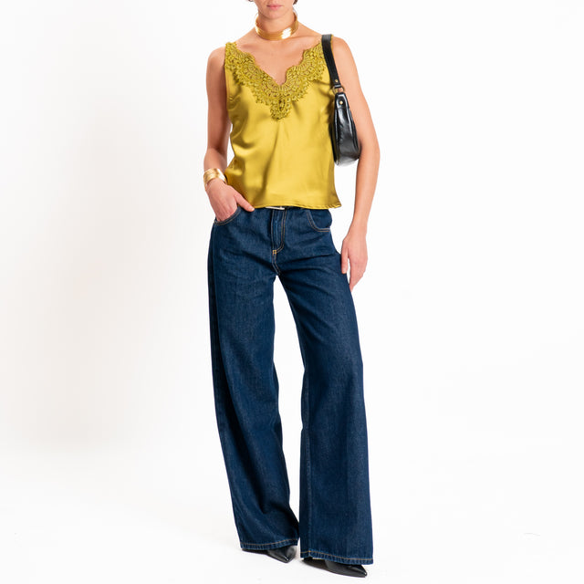 Tensione in-Top satin con pizzo bretelle regolabili - olio