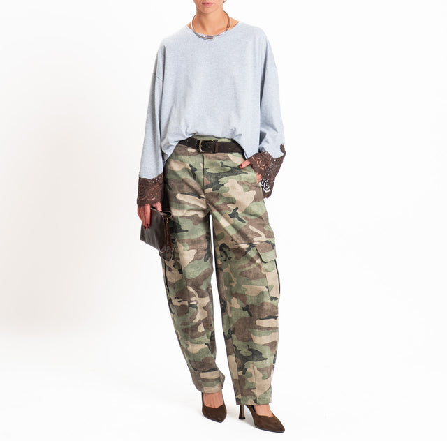 Tensione in-T-shirt oversize girocollo con maniche - grigio/moro