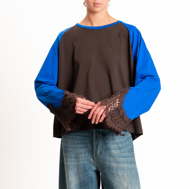 Tensione in-T-shirt bicolore con pizzo - royal/moro
