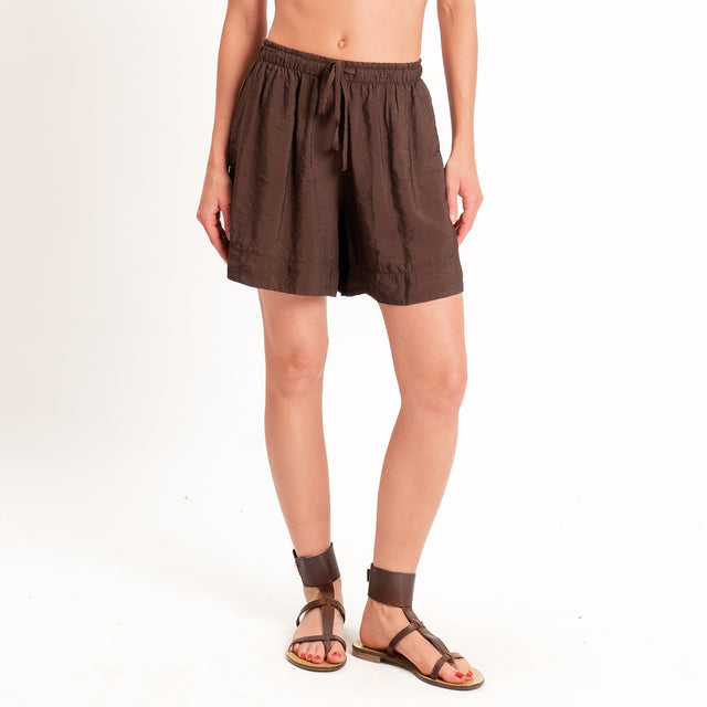 Tensione in-Shorts goffrato con coulisse - choco