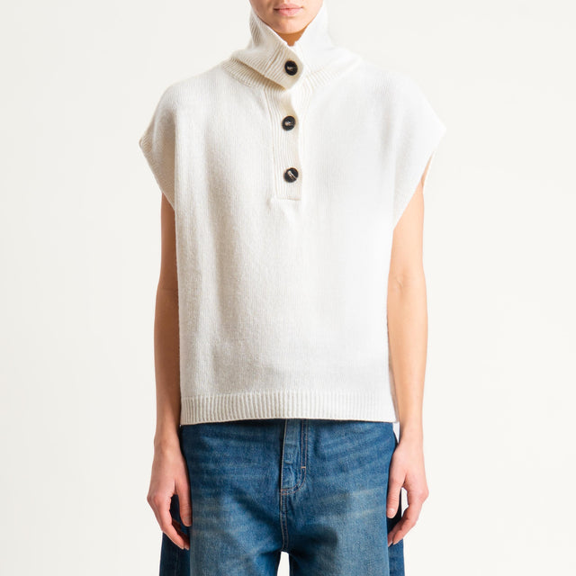 Tensione in-Maglia smanicata collo alto - panna