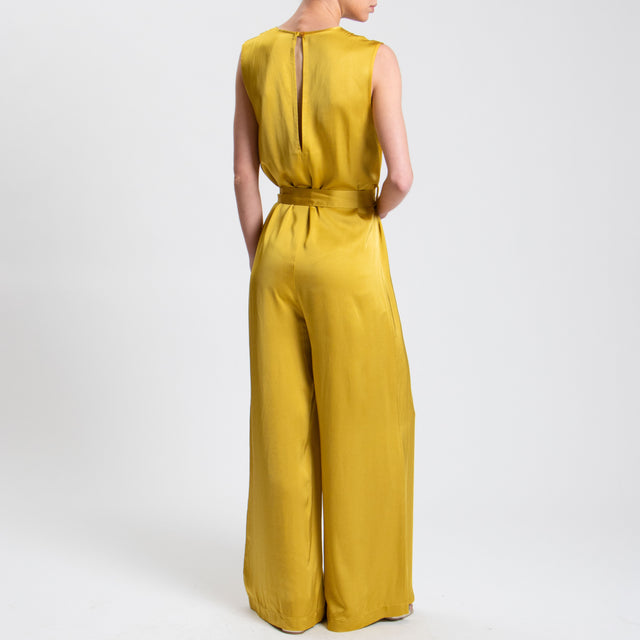 Tensione in-Tuta scollo v in satin - senape