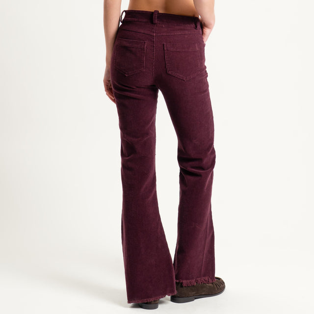 Tensione in-Pantalone bootcut sfrangiato in velluto - Bordeaux