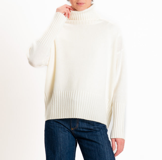 Tensione in-Maglia collo alto 100 % LANA SOFT DOPPIO FILO - panna